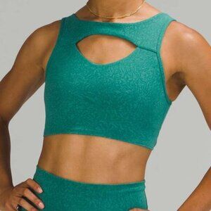 Lululemon Everlux Cut Out Train Bra Crunch Teal Lagoon Size 10 NWOT
